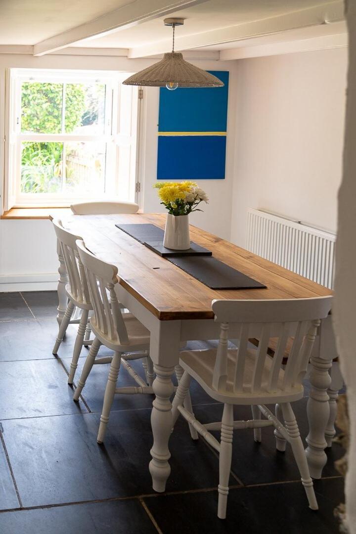 Charlestown Cottage, Woodburner, Gardens & Parking Luaran gambar